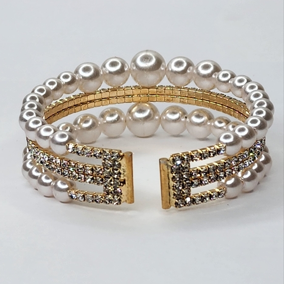 Multi-layer Pearl & Rhinestone Crystal Wrap Stretch Open Cuff Women's Bracelet - Picture 4 of 5